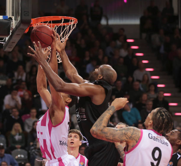 智能场馆与 智能场馆与