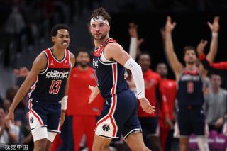 多青少年加 多青少年加